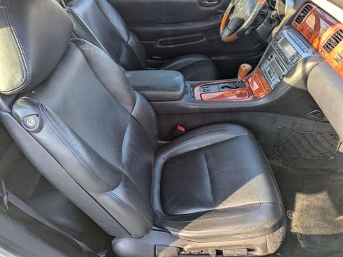 Used 2002 Lexus SC 430 Convertible RWD image 12