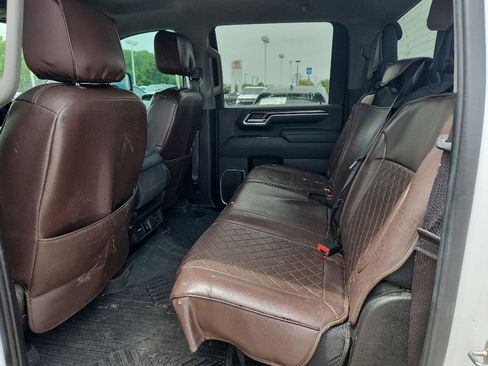 Used 2024 Chevrolet Silverado 2500 LT AWD/4WD image 10