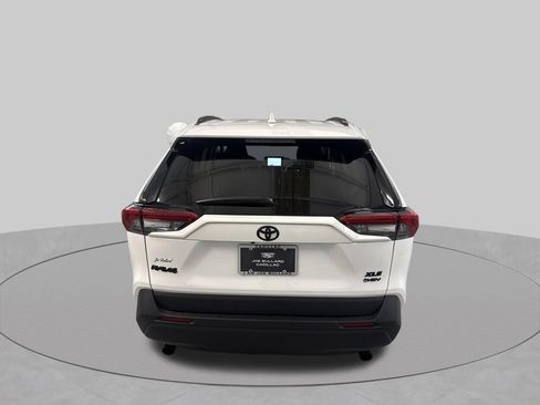 Used 2025 Toyota RAV4 XLE w/ Convenience Package AWD/4WD image 7