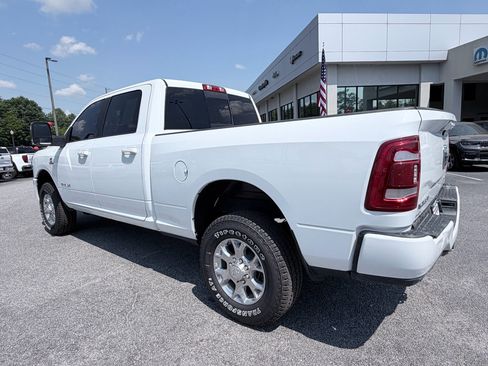 Used 2024 RAM 2500 Laramie w/ Safety Group AWD/4WD image 7