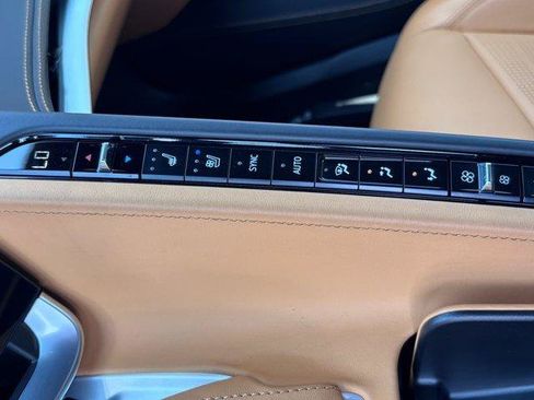 Used 2025 Chevrolet Corvette Stingray Premium Conv w/ Z51 Performance Package RWD image 30