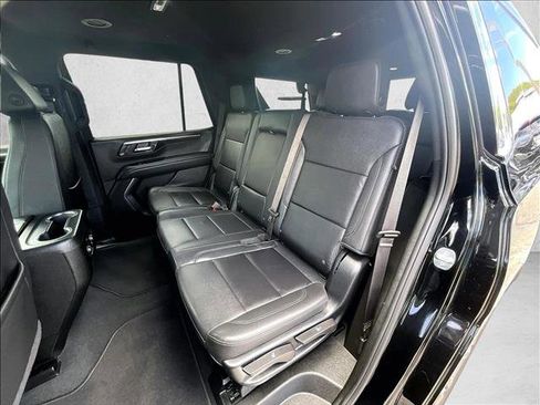 Used 2025 Chevrolet Tahoe LT RWD image 27