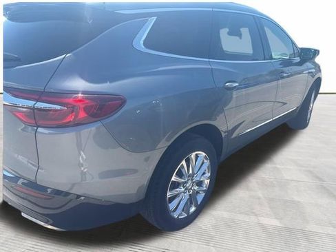 Used 2021 Buick Enclave Essence w/ LPO, Floor Liner Package FWD image 3