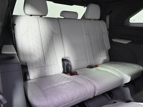 New 2026 Cadillac Escalade IQ Sport 1 w/ LPO, Floor Liner Package AWD/4WD image 19