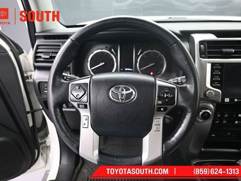 Used 2023 Toyota 4Runner Limited AWD/4WD image 22