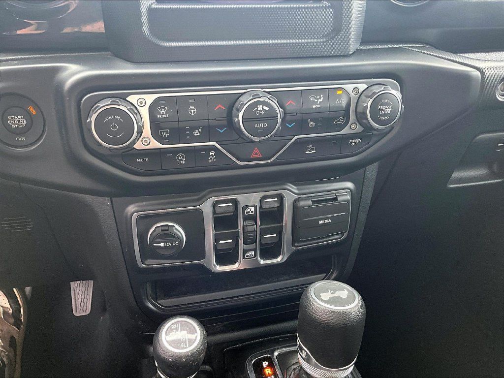 Used 2022 Jeep Wrangler Unlimited Sport AWD/4WD image 26