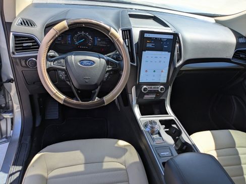 Used 2024 Ford Edge SE AWD/4WD image 14
