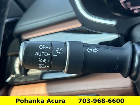 Certified 2024 Acura MDX w/ Technology Package AWD/4WD image 10