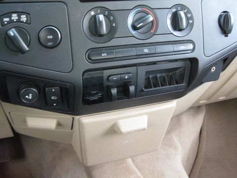 Used 2008 Ford F250 XLT image 16