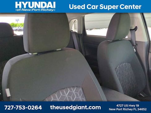 Used 2024 Mitsubishi Outlander Sport ES AWD/4WD image 6