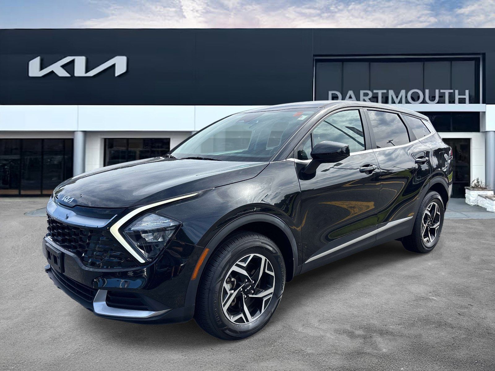 Used 2023 Kia Sportage LX AWD/4WD image 1