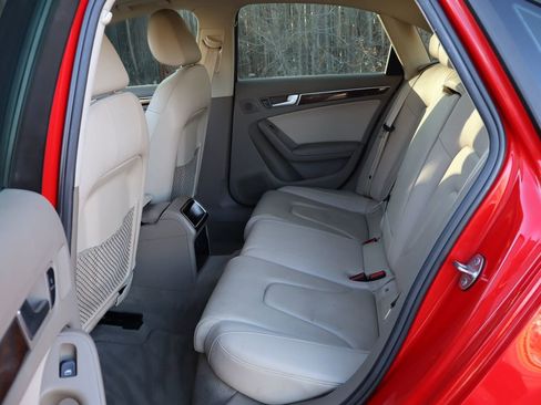 Used 2011 Audi A4 2.0T Premium image 18