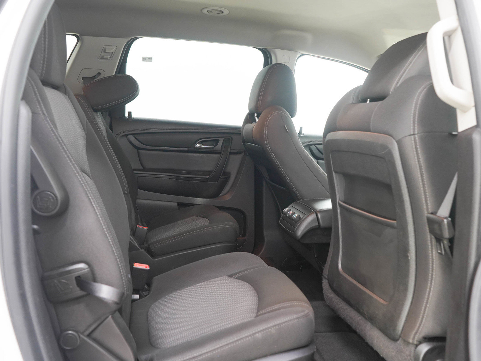 Used 2016 Chevrolet Traverse LT w/ Style and Technology Package AWD/4WD image 13