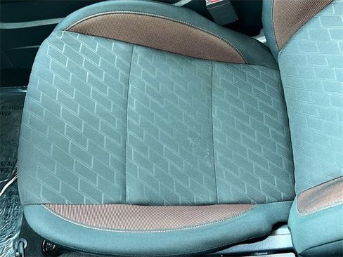 Used 2024 Nissan Kicks SR image 18