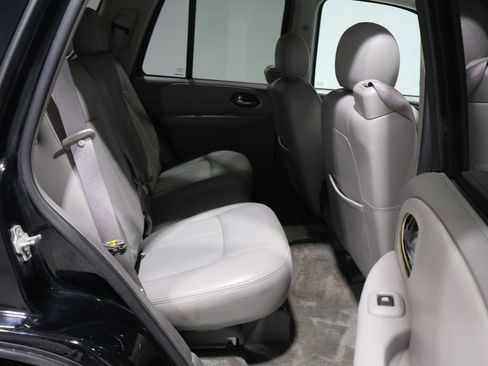 Used 2005 Chevrolet TrailBlazer LT image 23