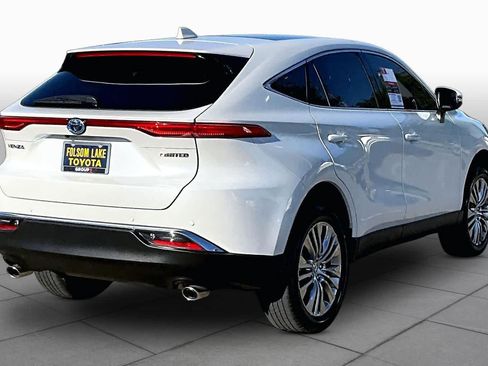 Certified 2024 Toyota Venza Limited AWD/4WD image 12