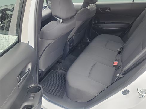 Certified 2022 Toyota Corolla Cross LE AWD/4WD image 27