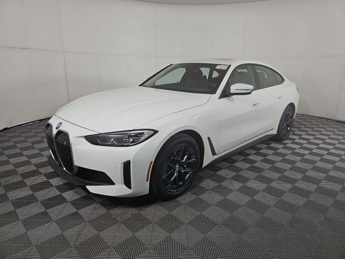 Used 2023 BMW i4 eDrive35 w/ Premium Package RWD image 10