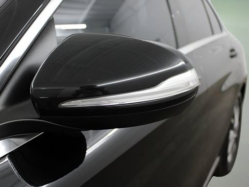 Used 2015 Mercedes-Benz C 300 Sedan image 37