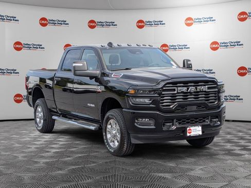 New 2026 RAM 2500 Big Horn AWD/4WD image 3