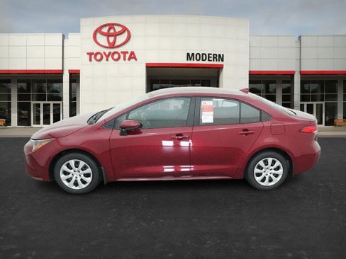 New 2026 Toyota Corolla LE image 9