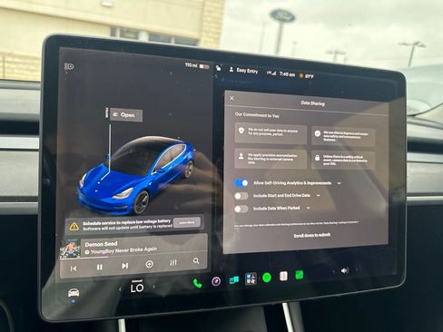 Used 2018 Tesla Model 3 Long Range RWD image 10