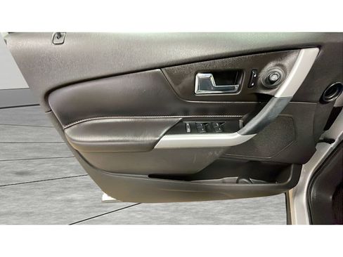 Used 2014 Ford Edge SEL w/ Equipment Group 205A AWD/4WD image 10