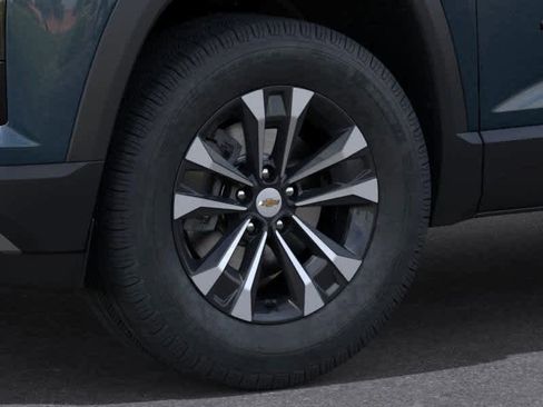 New 2026 Chevrolet Equinox LT w/ Convenience Package II image 9