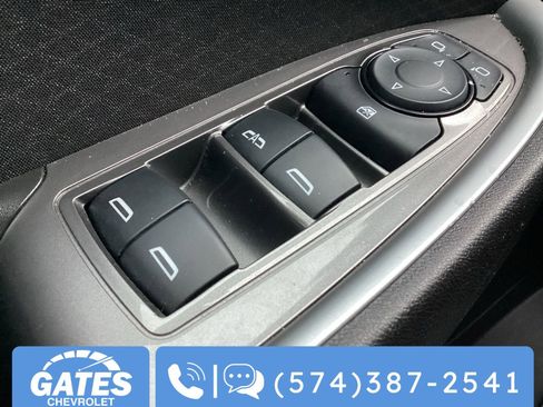 Used 2024 Chevrolet Malibu LT image 25