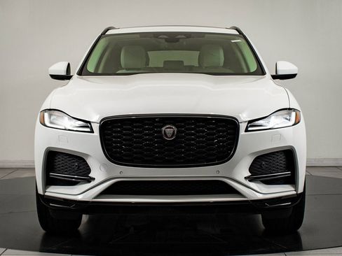 Used 2023 Jaguar F-PACE S image 2