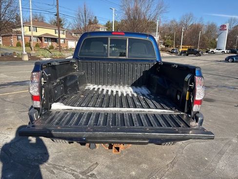 Used 2015 Toyota Tacoma 4x4 Double Cab image 16