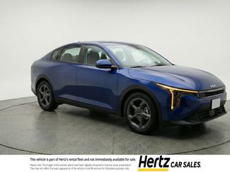 Used 2025 Kia K4 LXS video 1