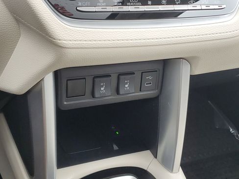 Certified 2023 Toyota Corolla Cross XLE w/ Convenience Package image 29