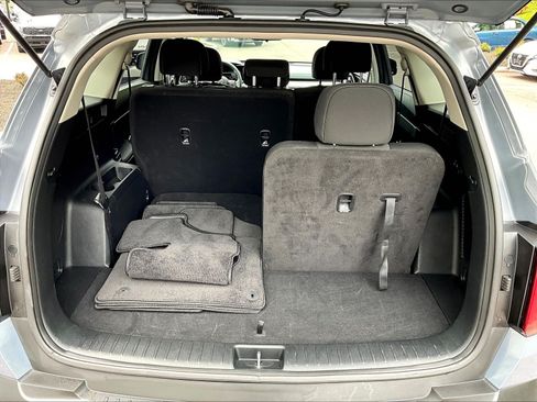 Certified 2023 Kia Sorento LX FWD image 36