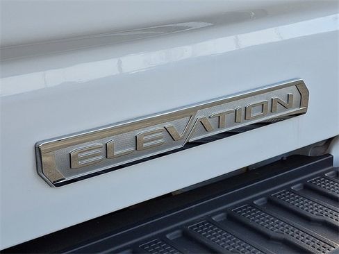 Certified 2022 GMC Sierra 1500 Elevation image 28