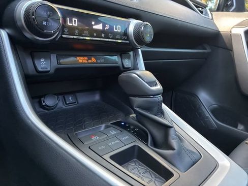 Used 2022 Toyota RAV4 XLE Premium FWD image 32