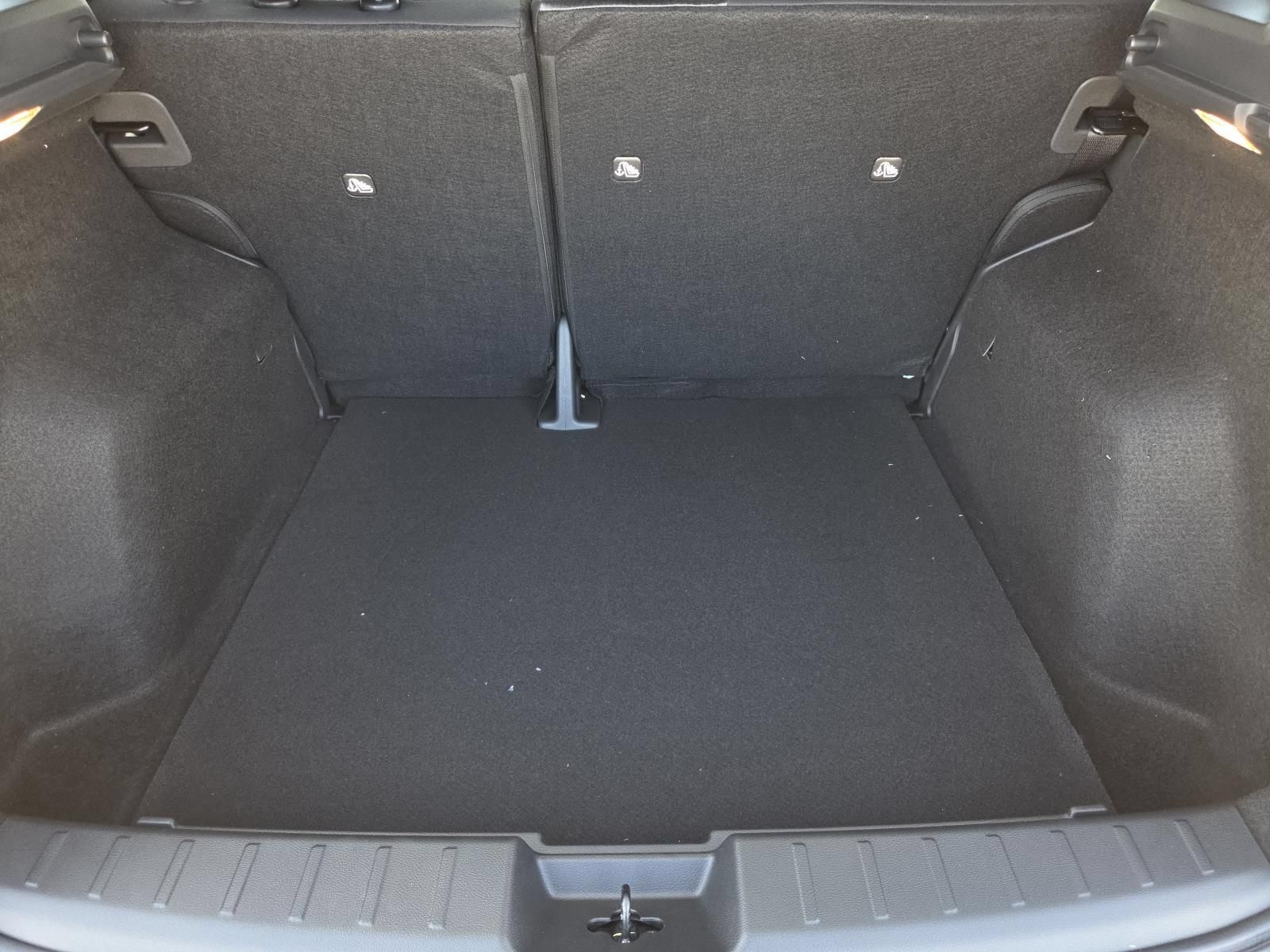 New 2027 Nissan Kicks SV w/ SV Premium Package FWD image 12