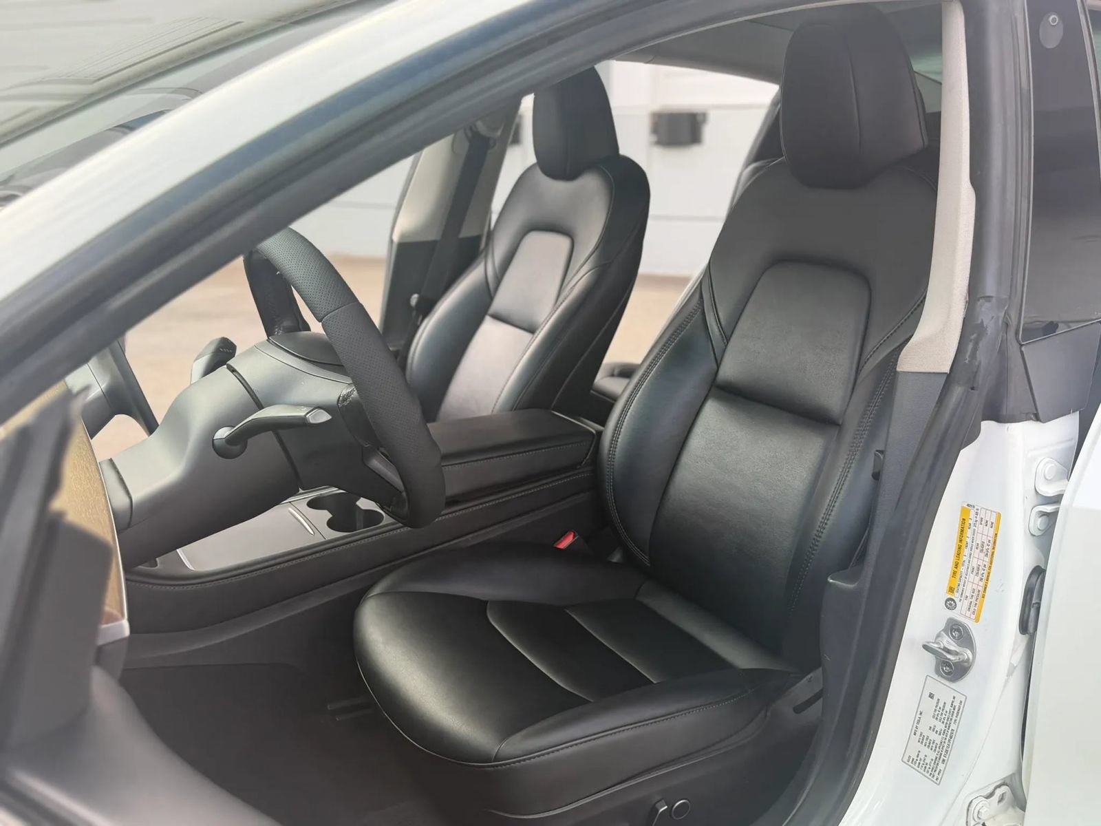Used 2023 Tesla Model 3 Standard Range RWD image 16