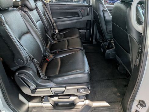 Used 2024 Honda Odyssey EX-L image 32