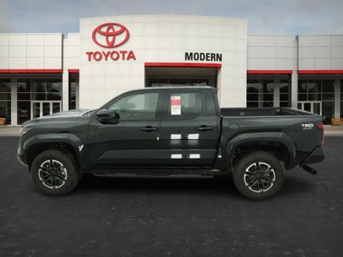 New 2025 Toyota Tacoma TRD Sport image 9