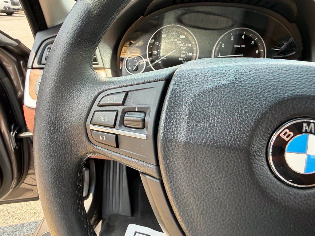 Used 2012 BMW 528i Sedan RWD image 26