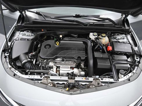 Used 2023 Chevrolet Malibu LT image 36