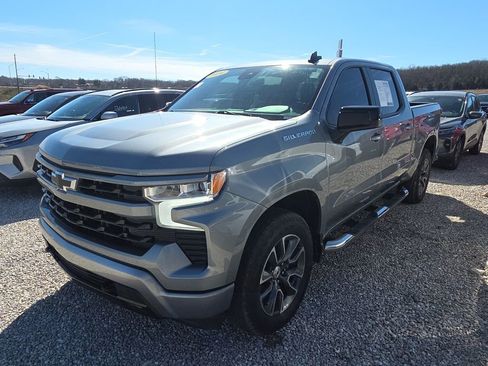 Used 2024 Chevrolet Silverado 1500 RST w/ Convenience Package II image 3