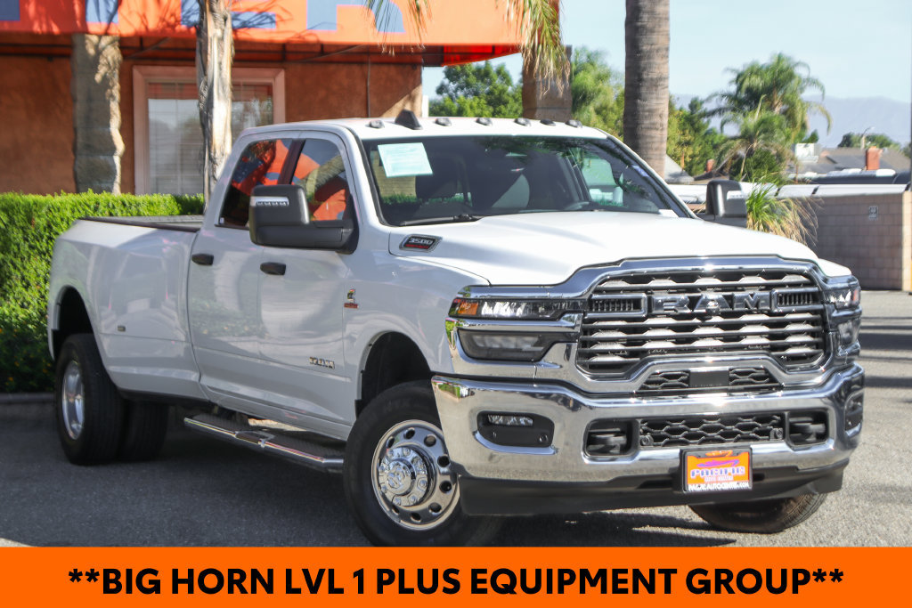 Used 2026 RAM 3500 Big Horn AWD/4WD image 2