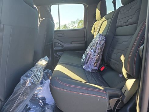 New 2026 Nissan Frontier PRO-4X w/ Pro-4x Convenience Package image 18