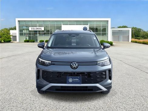 Used 2025 Volkswagen Tiguan S image 10