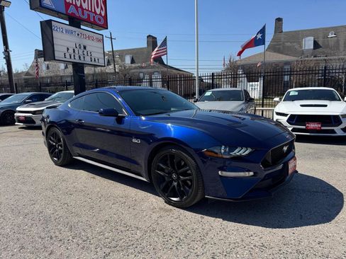Used 2020 Ford Mustang GT w/ Equipment Group 301A image 4
