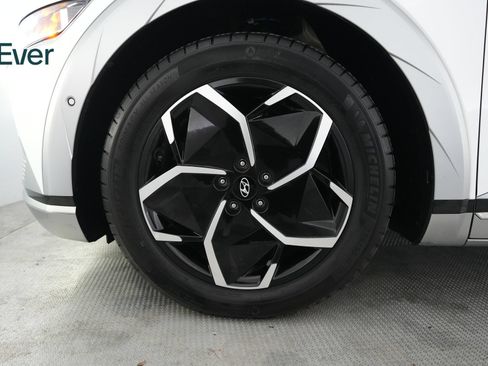 Used 2024 Hyundai Ioniq 5 Limited RWD image 19