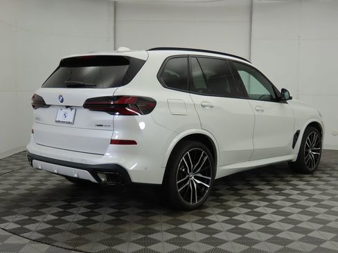 Used 2026 BMW X5 sDrive40i w/ M Sport Package image 6