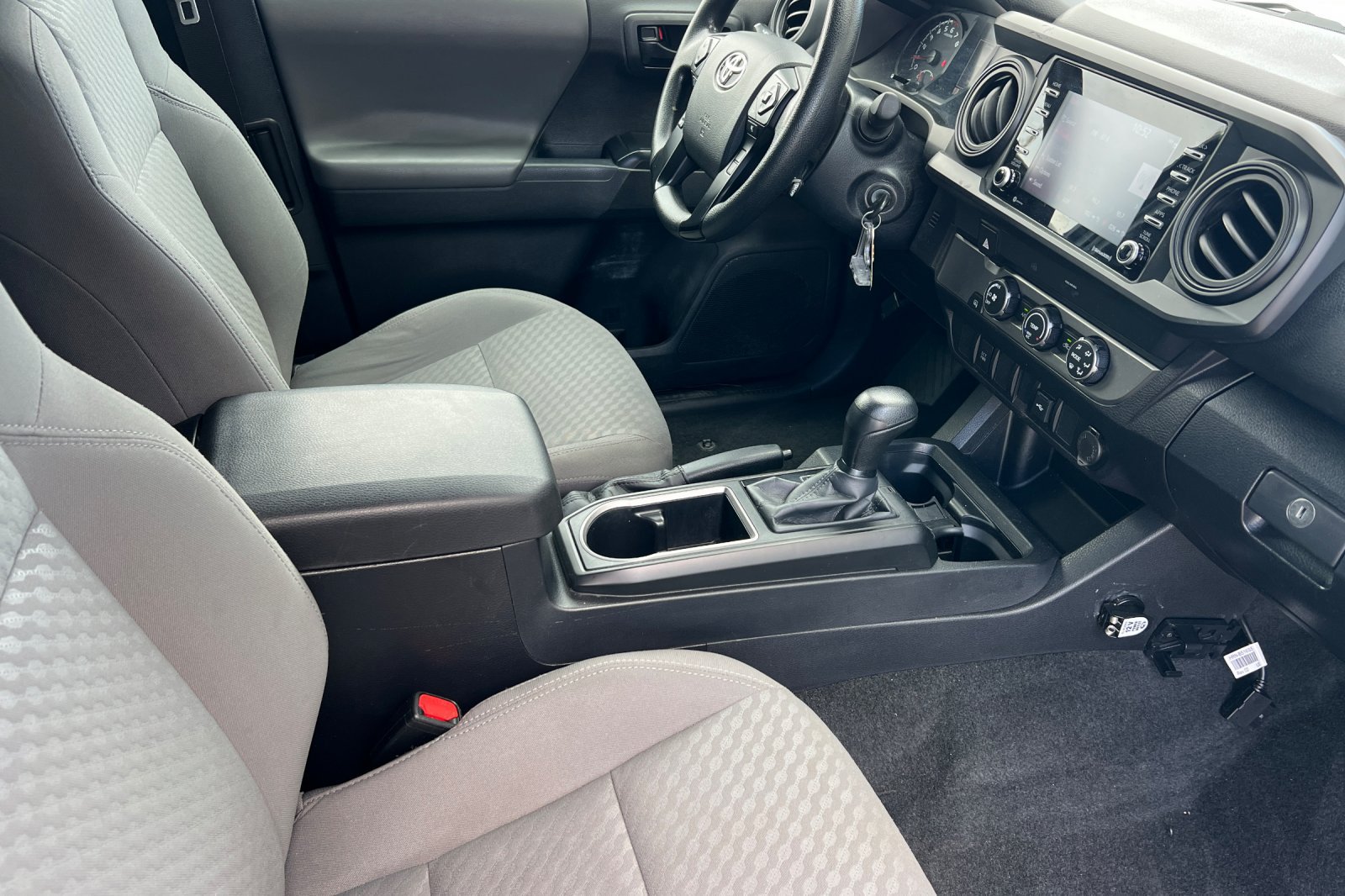 Used 2023 Toyota Tacoma SR RWD image 14
